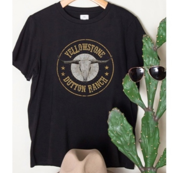 Tops - Black Yellowstone Dutton Ranch Print Graphic Women's T-shirt Tee